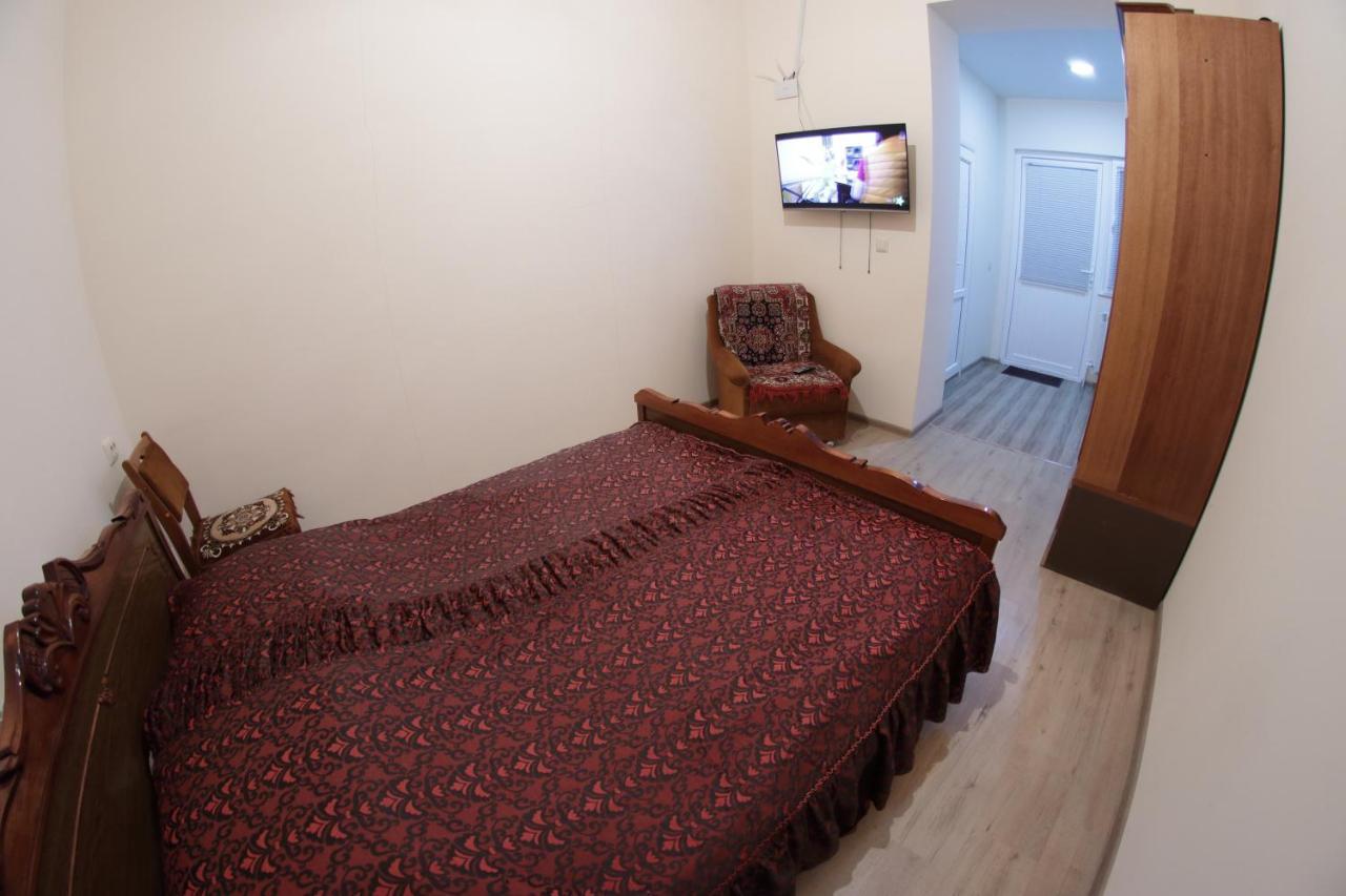Vanand Guest House Gyumri Extérieur photo